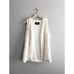 Tart Collections Shay Faux Fur Vest